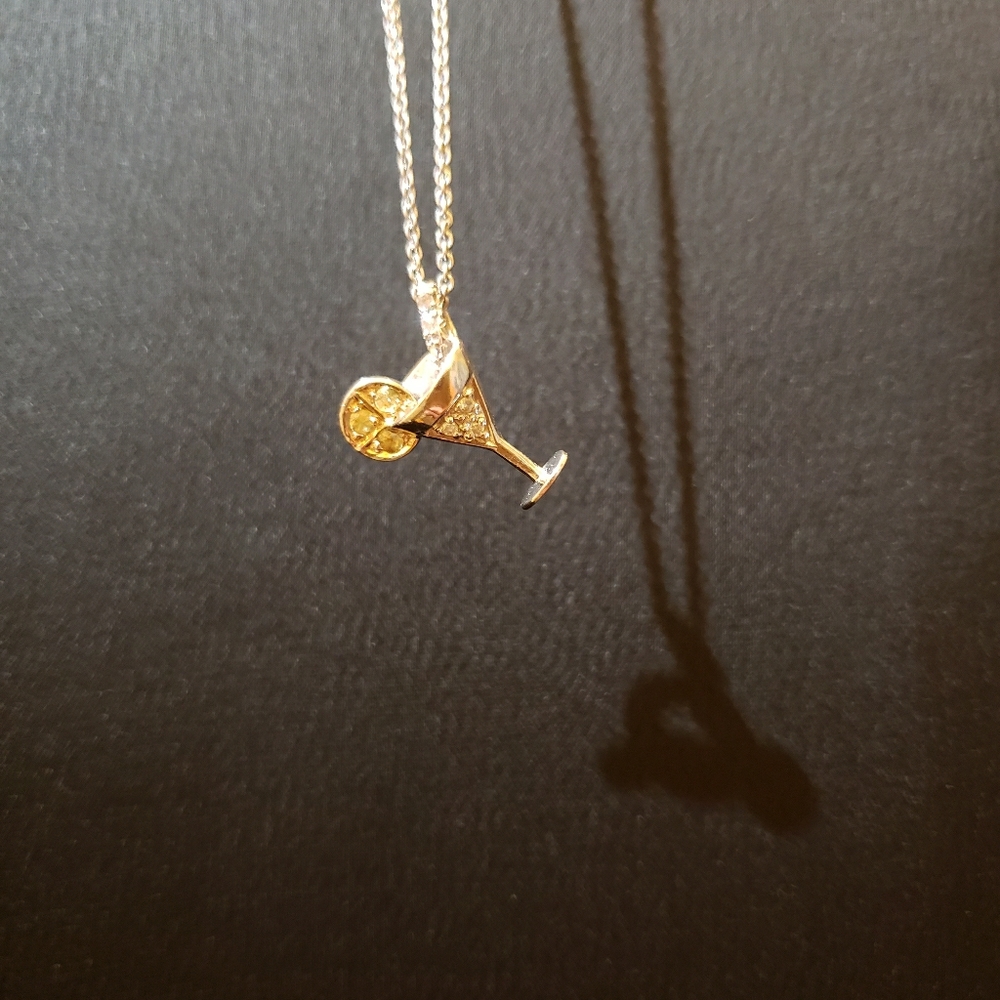 14k white gold pendant